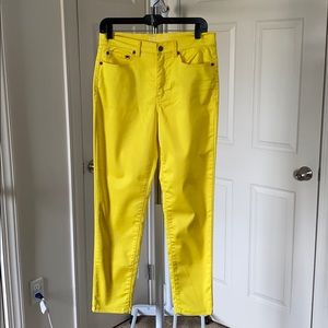 DG2 Yellow Pants